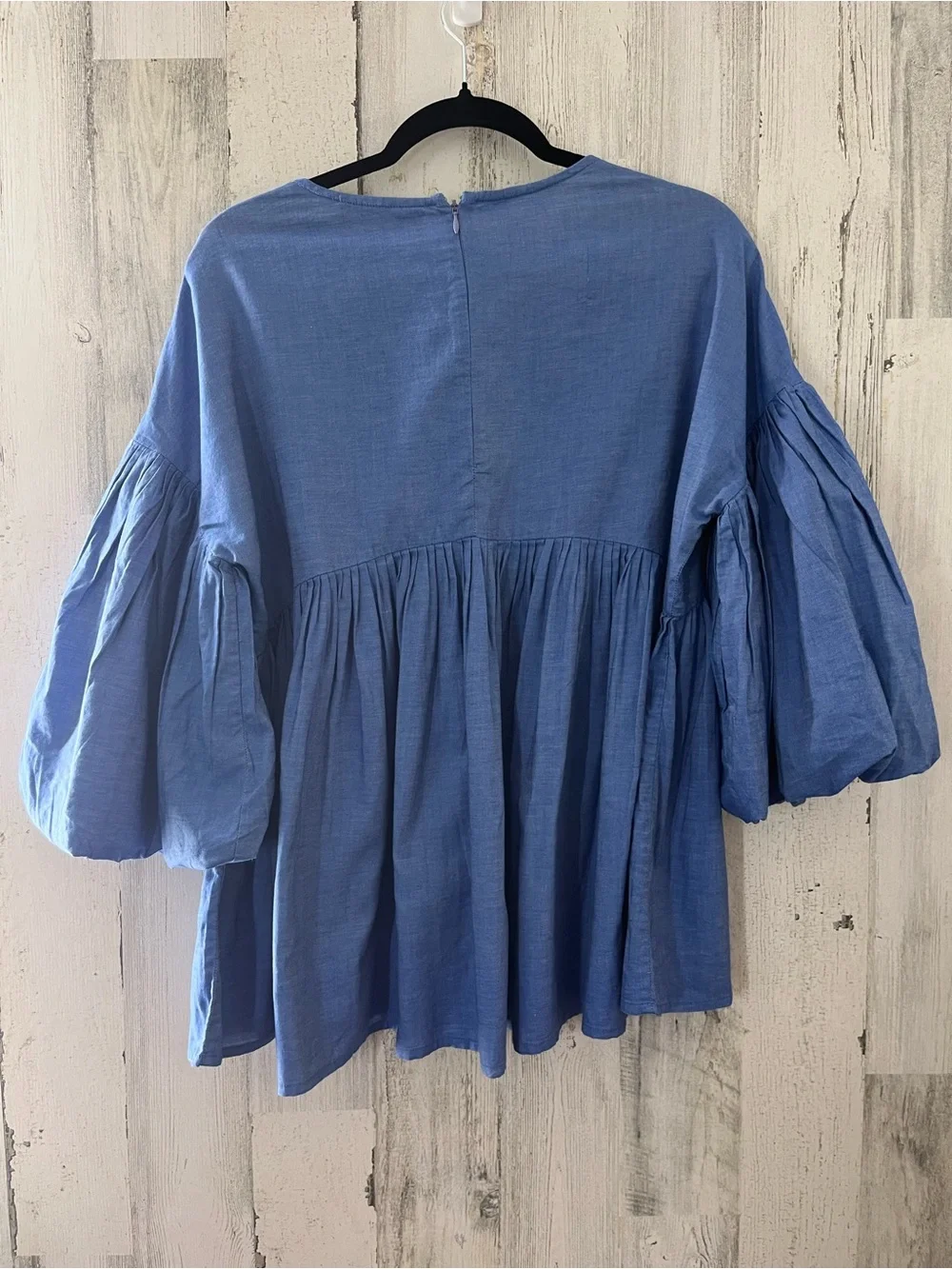 HEMANT & NANDITA Blue Tunic with Red Embroidery Small